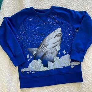 Gap Shark sweatshirt - size M
